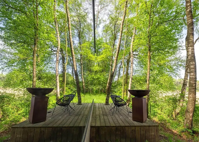 Tiny Mirror House - Luxe Oeoed *