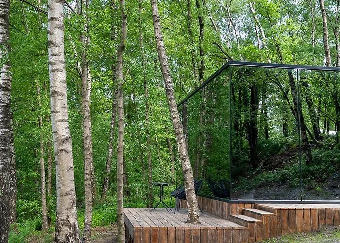 Tiny Mirror House - Luxe Oeoed *