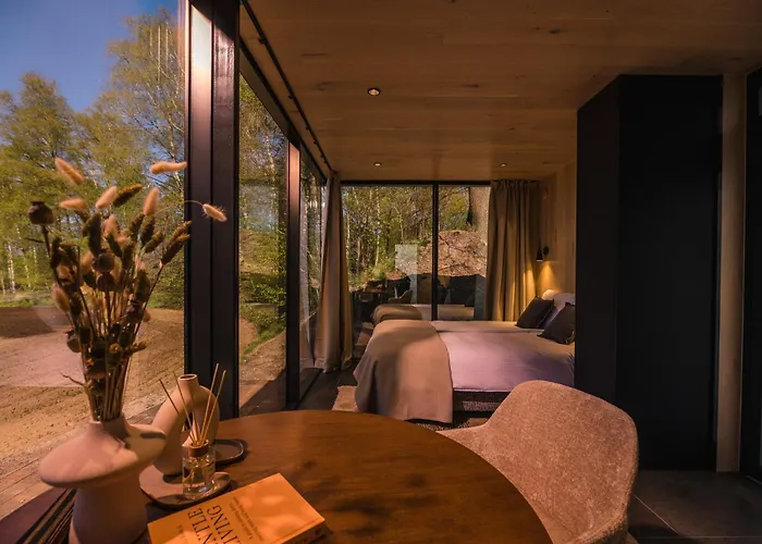 Tiny Mirror House - Luxe Oeoed * Wilsum